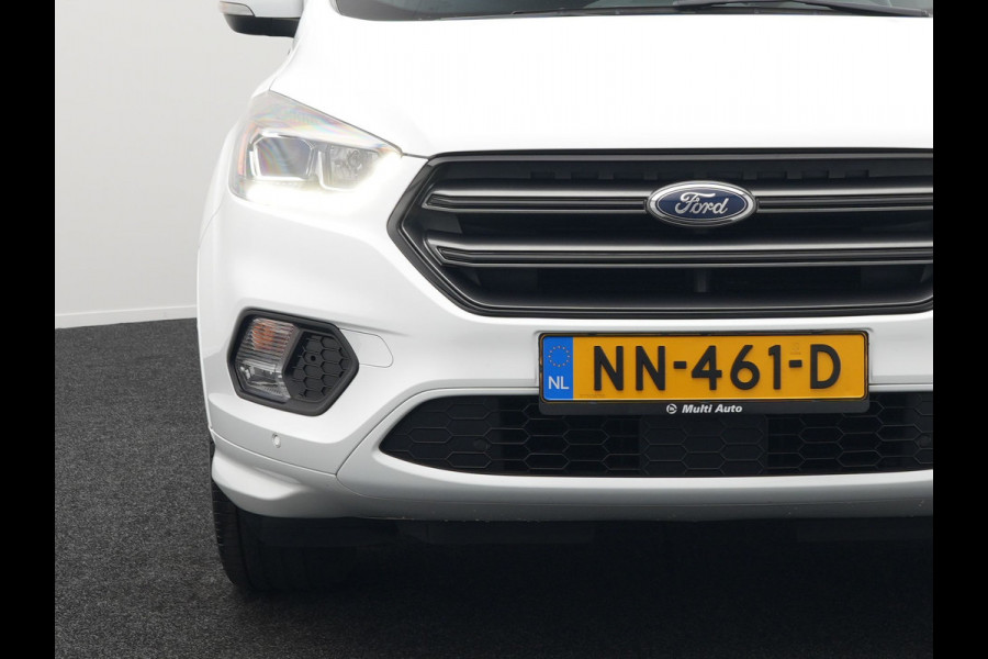 Ford Kuga 1.5 EcoBoost ST Line 2000kg Trekgewicht | Alcantara Sportstoelen | Apple Carplay | Navigatie | Trekhaak | Camera | Climate Control | Cruise Control | L.M. 18" | Parkeersensoren |