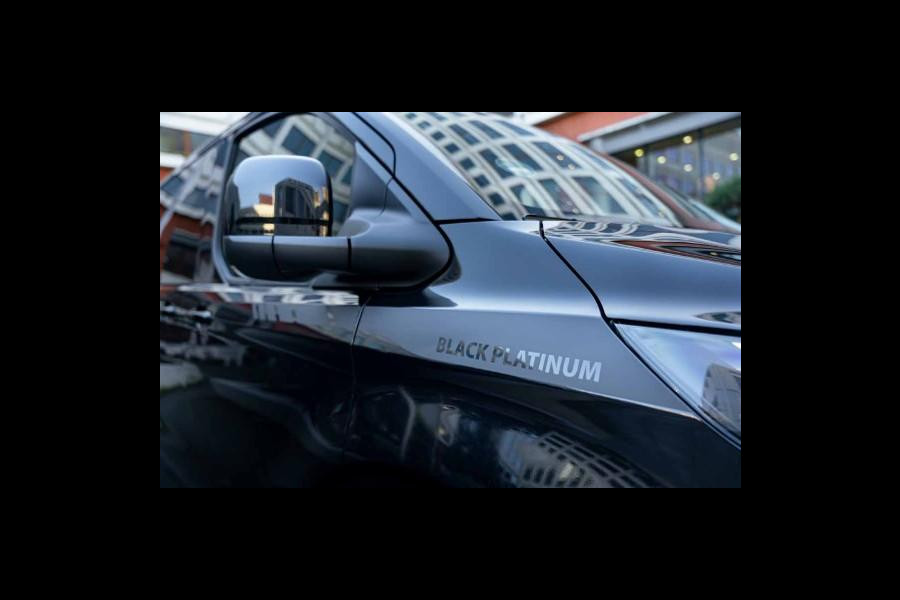 Ford Transit Custom 320 2.5 PHEV L2H1 Black Platinum DC 233pk | Netto bijtelling 2025 vanaf 461,- per maand! | Driver Assistance Pack Ultimate | Dubbele Zijschuifdeuren | Ford Voorraad