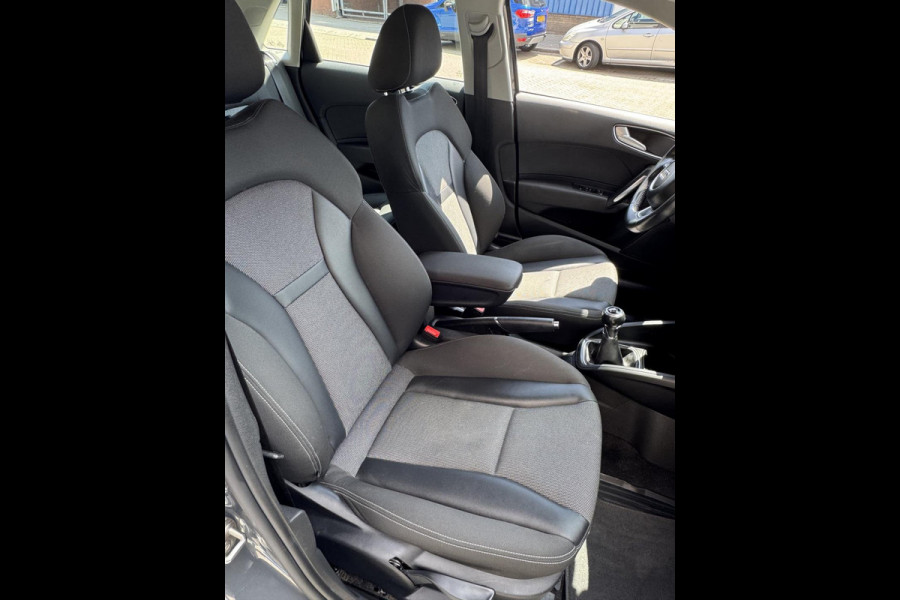 Audi A1 Sportback 1.4 TFSi -16V S-Line CoD Sport - Navigatie I Airco I Sport pakket & velgen I PDC I Dealer onderhouden
