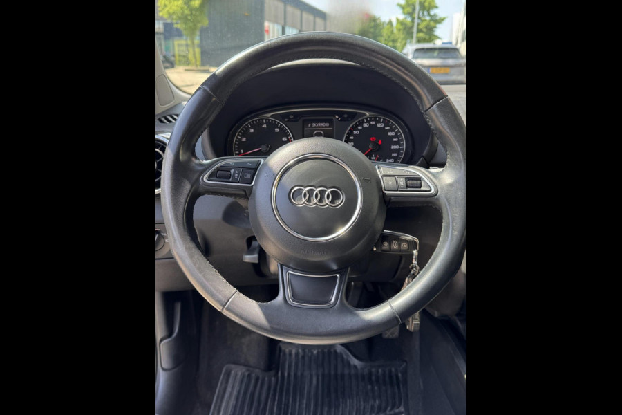Audi A1 Sportback 1.4 TFSi -16V S-Line CoD Sport - Navigatie I Airco I Sport pakket & velgen I PDC I Dealer onderhouden