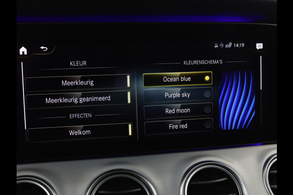 Mercedes-Benz E-Klasse 300de 4Matic AMG Night | Panoramadak | Trekhaak | Stoelverwarming | 360 camera | Adaptive cruise | Leder/Alcantara | Burmeseter | Matrix LED | Navigatie