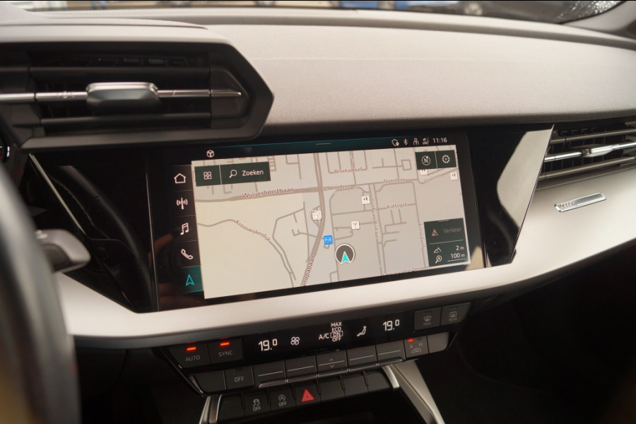 Audi A3 Sportback 30 TDI Business Edition -NAVI-ECC-PDC-
