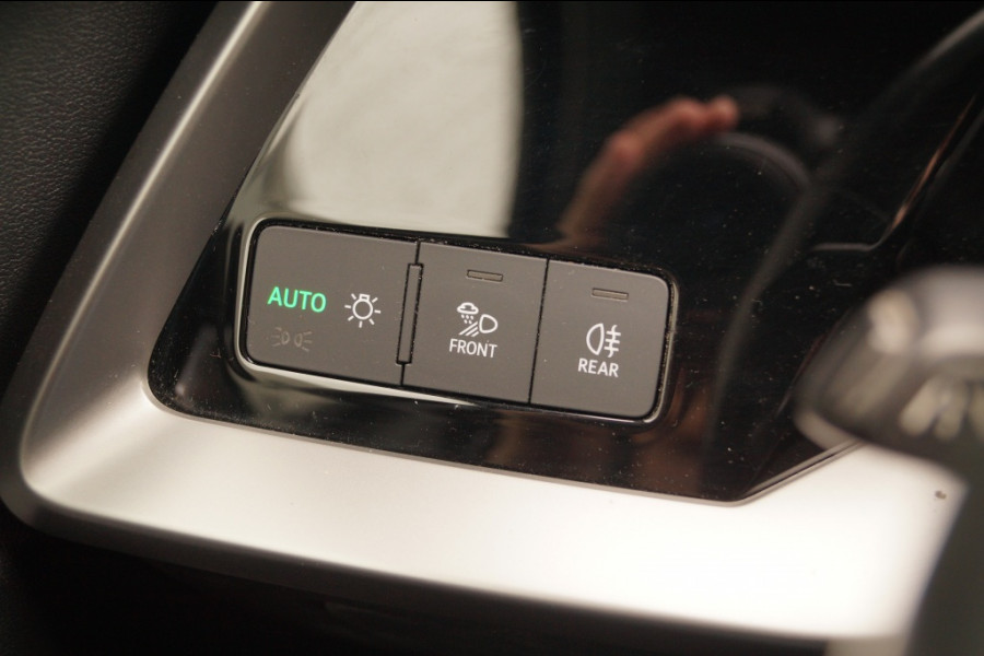 Audi A3 Sportback 30 TDI Business Edition -NAVI-ECC-PDC-