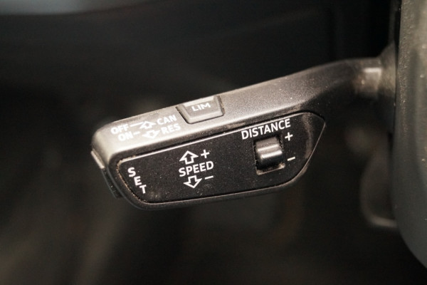 Audi A3 Sportback 30 TDI Business Edition -NAVI-ECC-PDC-