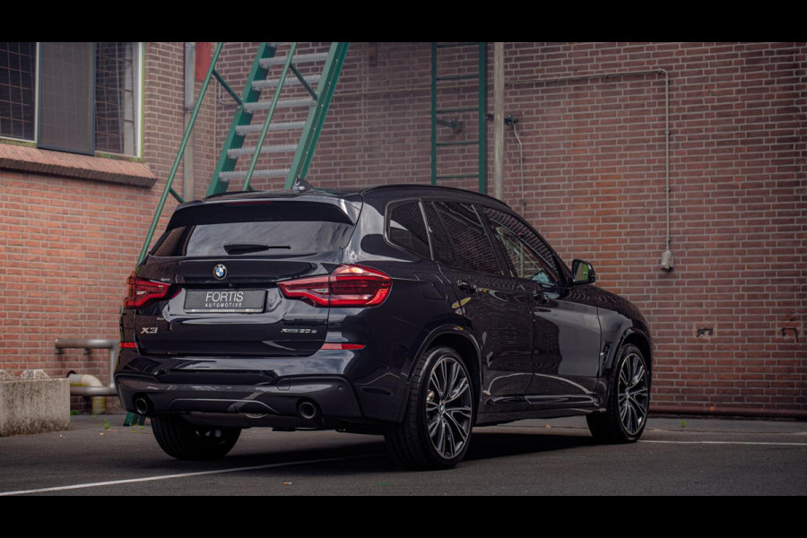 BMW X3 xDrive30e High Executive NL AUTO | PANO | TREKHAAK | CAMERA | LEDER |