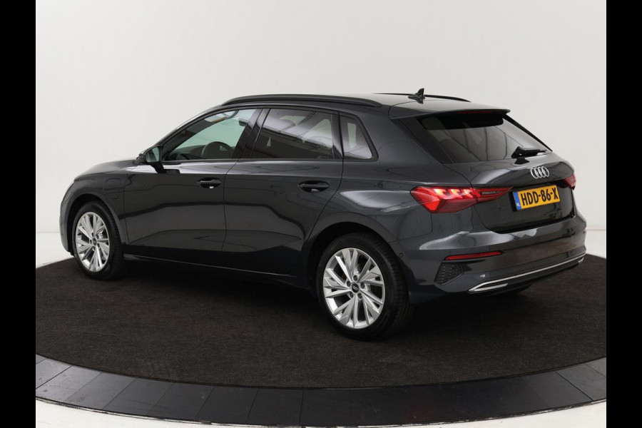 Audi A3 45 TFSIe Business Edition | Head-Up | Stoelverwarming | Adaptive cruise | Carplay | Bang & Olufsen | Matrix LED | Keyless | Park Assist | Virtual Cockpit