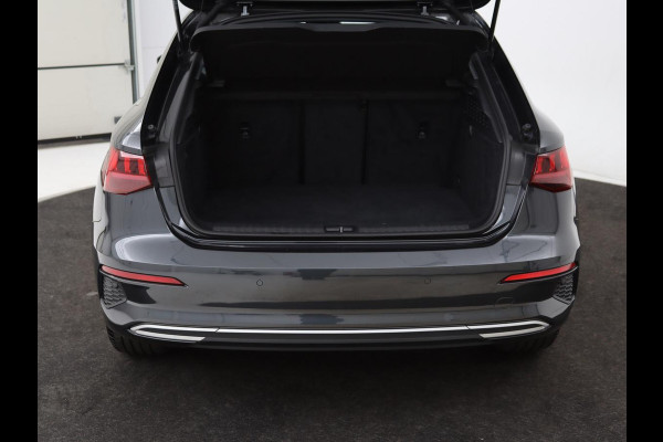 Audi A3 45 TFSIe Business Edition | Head-Up | Stoelverwarming | Adaptive cruise | Carplay | Bang & Olufsen | Matrix LED | Keyless | Park Assist | Virtual Cockpit