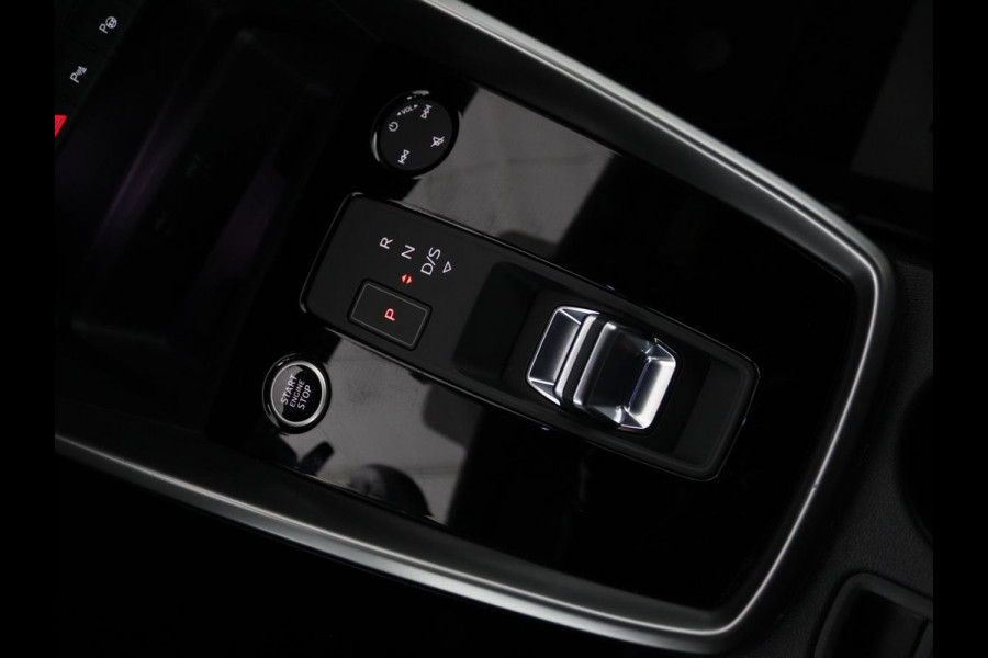 Audi A3 45 TFSIe Business Edition | Head-Up | Stoelverwarming | Adaptive cruise | Carplay | Bang & Olufsen | Matrix LED | Keyless | Park Assist | Virtual Cockpit