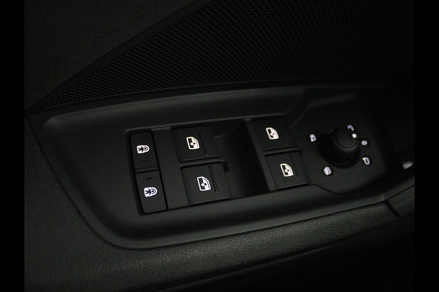 Audi A3 45 TFSIe Business Edition | Head-Up | Stoelverwarming | Adaptive cruise | Carplay | Bang & Olufsen | Matrix LED | Keyless | Park Assist | Virtual Cockpit