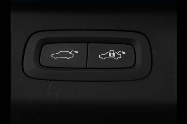 Lynk & Co 01 1.5 Plug In | Panoramadak | Infinity by Harman | 360 camera | Adaptive cruise | Stoelverwarming | Carplay | Memory | Full LED