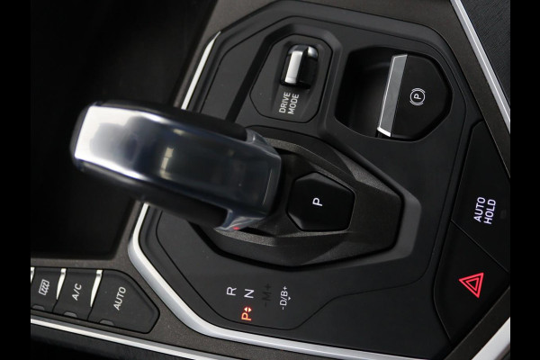 Lynk & Co 01 1.5 Plug In | Panoramadak | Infinity by Harman | 360 camera | Adaptive cruise | Stoelverwarming | Carplay | Memory | Full LED
