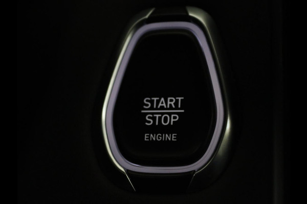 Lynk & Co 01 1.5 Plug In | Panoramadak | Infinity by Harman | 360 camera | Adaptive cruise | Stoelverwarming | Carplay | Memory | Full LED