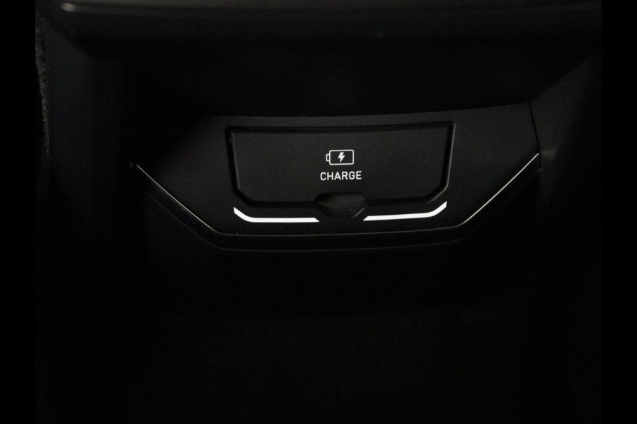 Lynk & Co 01 1.5 Plug In | Panoramadak | Infinity by Harman | 360 camera | Adaptive cruise | Stoelverwarming | Carplay | Memory | Full LED