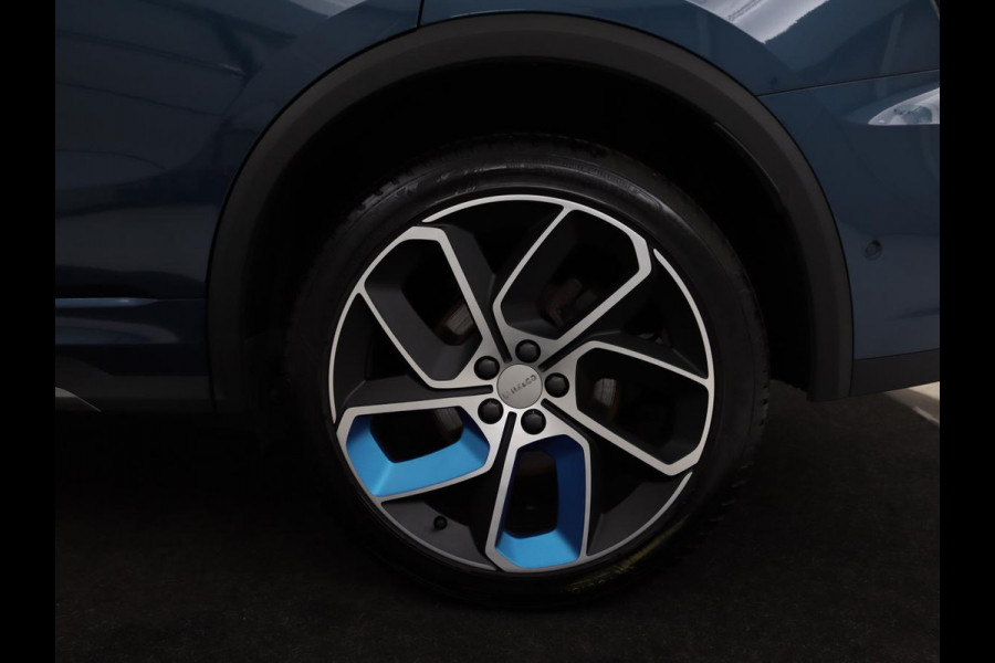Lynk & Co 01 1.5 Plug In | Panoramadak | Infinity by Harman | 360 camera | Adaptive cruise | Stoelverwarming | Carplay | Memory | Full LED