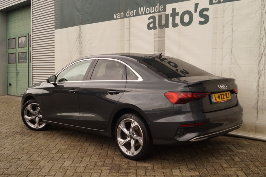 Audi A3 Limousine 35 TFSI 150pk Automaat S-Line Edition One