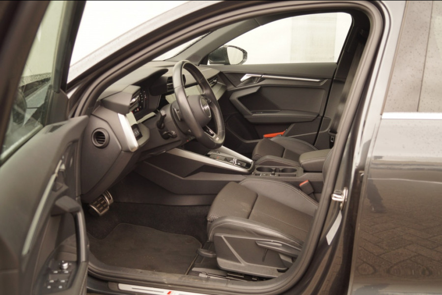 Audi A3 Limousine 35 TFSI 150pk Automaat S-Line Edition One