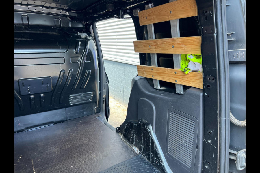 Ford Transit Connect 1.5 TDCI L1 Trend / Navi / Clima / Trekaak / BTW / MCC / Gouda