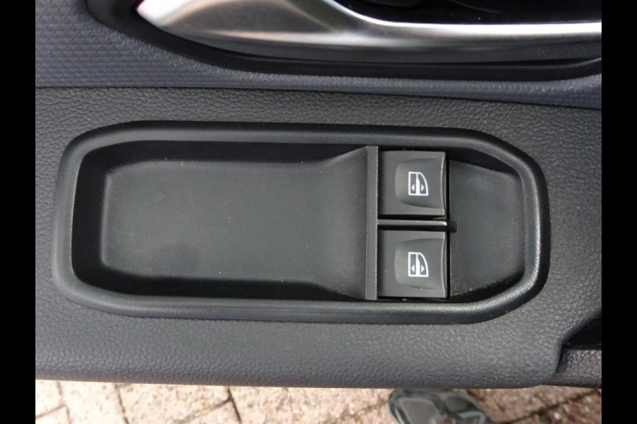 Renault Express 1.5 dCi 75 Comfort AIRCO GROOT NAVI SCHERM SCHUIFDEUR CRUISE CONTROL