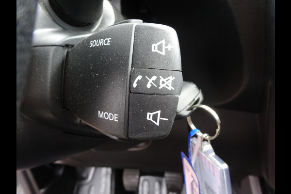 Renault Express 1.5 dCi 75 Comfort AIRCO GROOT NAVI SCHERM SCHUIFDEUR CRUISE CONTROL