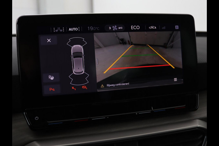 Seat Leon 1.4 TSI e-Hybrid PHEV | Stoel & stuurverwarming | Leder/Alcantara | Carplay | Camera | Navigatie | Memory | Park Assist | Full LED