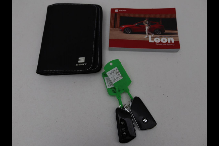 Seat Leon 1.4 TSI e-Hybrid PHEV | Stoel & stuurverwarming | Leder/Alcantara | Carplay | Camera | Navigatie | Memory | Park Assist | Full LED