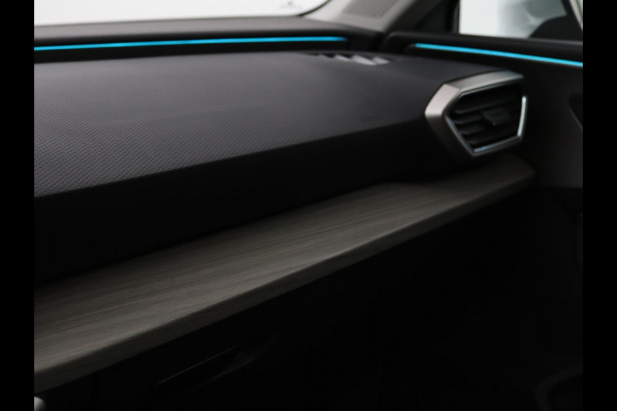Seat Leon 1.4 TSI e-Hybrid PHEV | Stoel & stuurverwarming | Leder/Alcantara | Carplay | Camera | Navigatie | Memory | Park Assist | Full LED