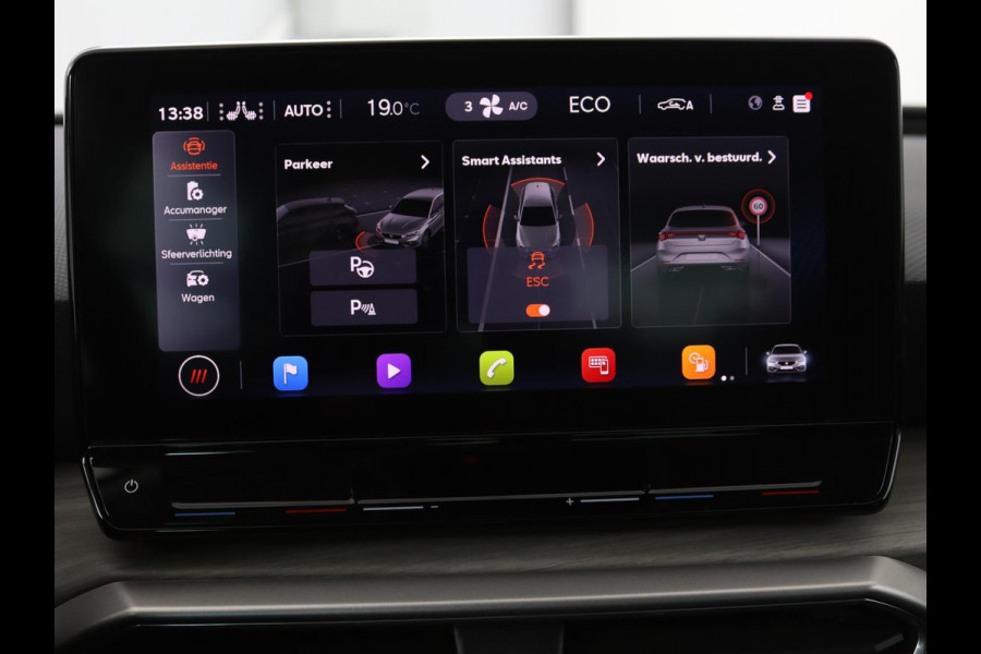 Seat Leon 1.4 TSI e-Hybrid PHEV | Stoel & stuurverwarming | Leder/Alcantara | Carplay | Camera | Navigatie | Memory | Park Assist | Full LED