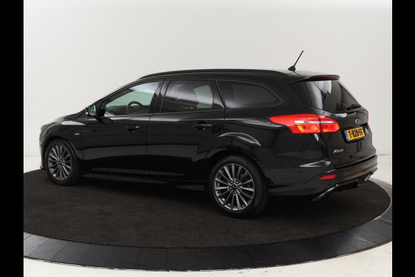 Ford Focus 1.0 EcoBoost 140pk ST-Line | Stoel & stuurverwarming | Xenon | Carplay | Navigatie | Climate control | Parkeerhulp | Cruise control