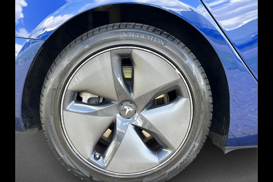 Tesla Model 3 Standard RWD Plus 60 kWh