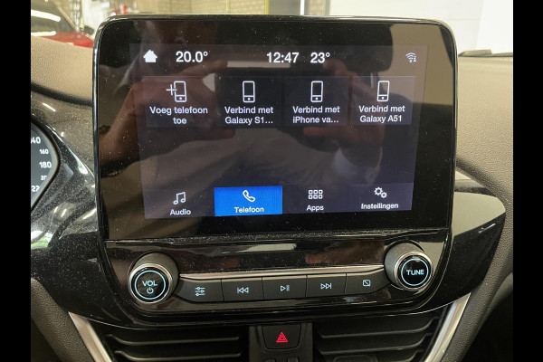 Ford Fiesta 1.0 EcoBoost Hybrid Titanium Climate control Navigatie Cruise control LED Apple Carplay/ Android Auto Achteruitrij camera Parkeersensor voor