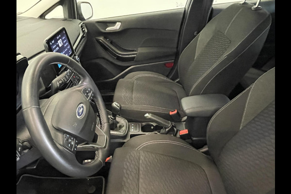 Ford Fiesta 1.0 EcoBoost Hybrid Titanium Climate control Navigatie Cruise control LED Apple Carplay/ Android Auto Achteruitrij camera Parkeersensor voor