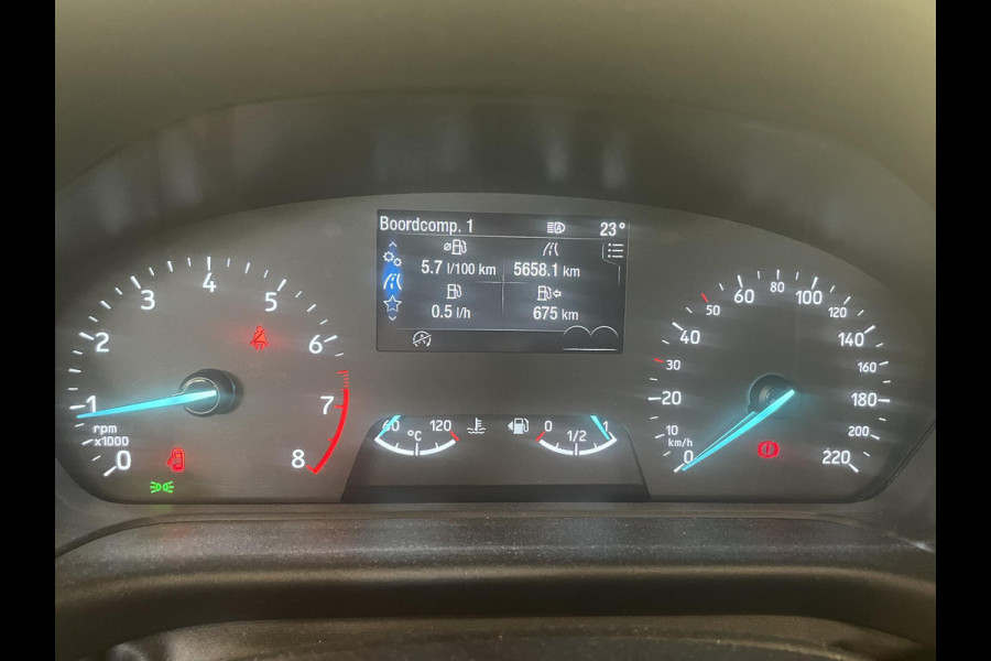 Ford Fiesta 1.0 EcoBoost Hybrid Titanium Climate control Navigatie Cruise control LED Apple Carplay/ Android Auto Achteruitrij camera Parkeersensor voor