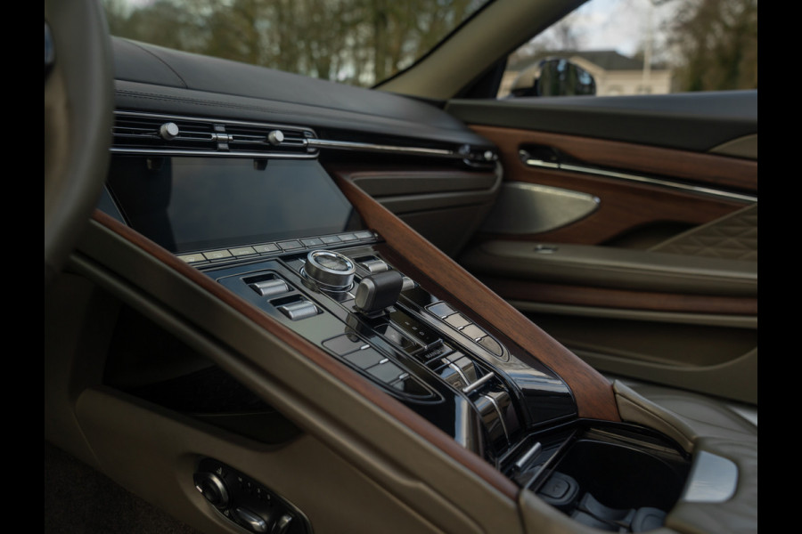 Aston Martin DB12 Volante 4.0 V8 | Titanium Grey | Subliem!