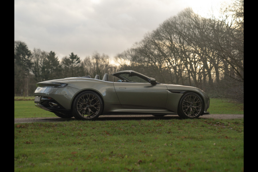 Aston Martin DB12 Volante 4.0 V8 | Titanium Grey | Subliem!