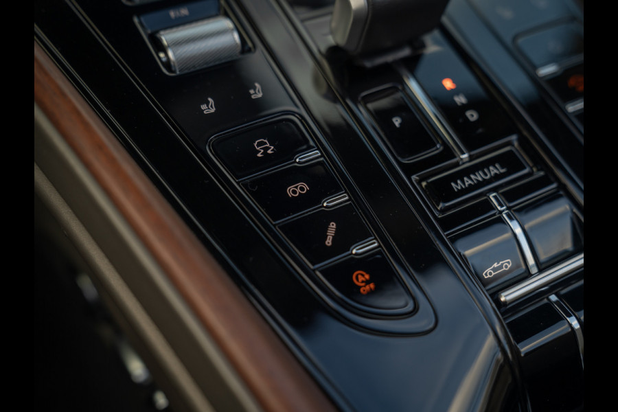 Aston Martin DB12 Volante 4.0 V8 | Titanium Grey | Subliem!