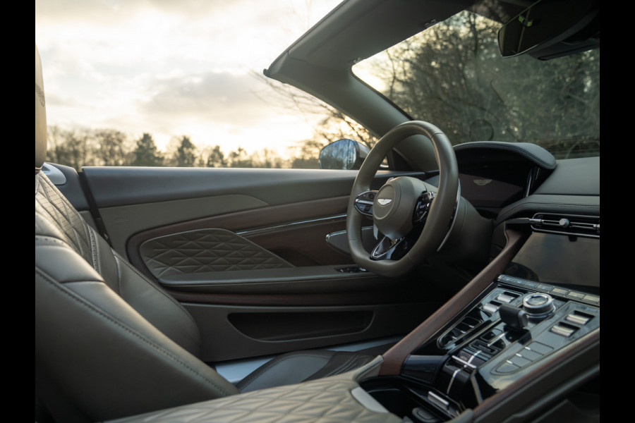 Aston Martin DB12 Volante 4.0 V8 | Titanium Grey | Subliem!