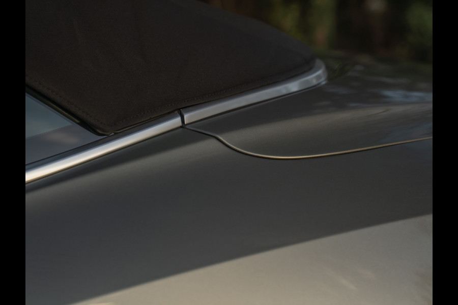 Aston Martin DB12 Volante 4.0 V8 | Titanium Grey | Subliem!