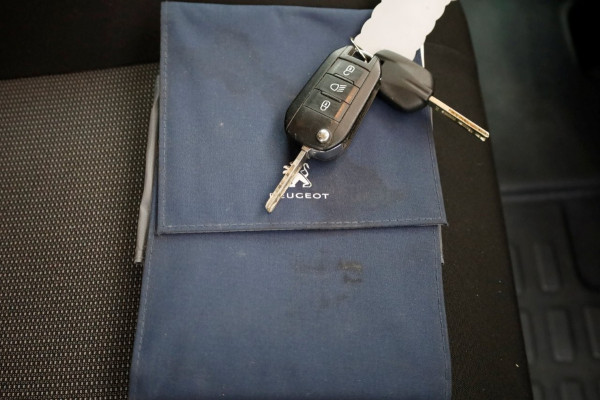 Peugeot Expert 2.0 BlueHDI Lang D.C. Automaat Airco/Navi/Camera 03-2021