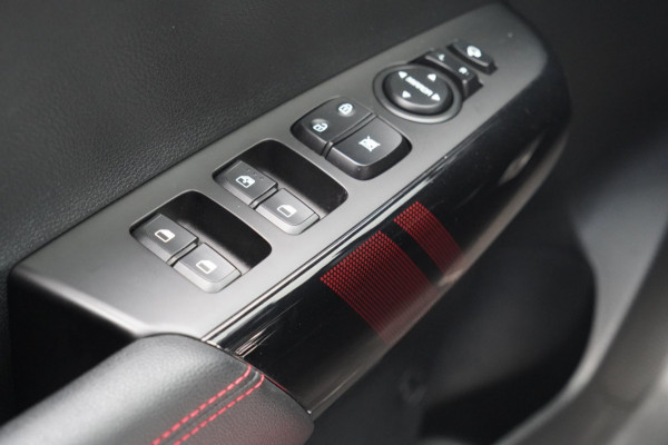 Kia Picanto 1.0 T-GDI GT-Line / 101 pk / 50dkm NAP / Leder / Camera / Stoel- en Stuurverw. / NL-Auto