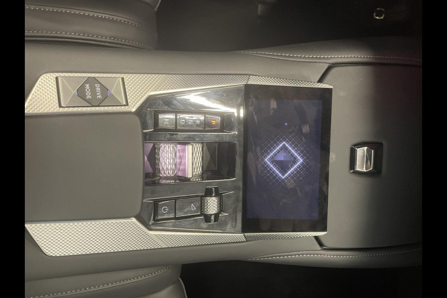 DS DS 4 1.2 PureTech Aut-8 Rivoli Cross Panoramadak Focal Audio Full LED Leder 360 Camera Adaptive Cruise Head Up Display