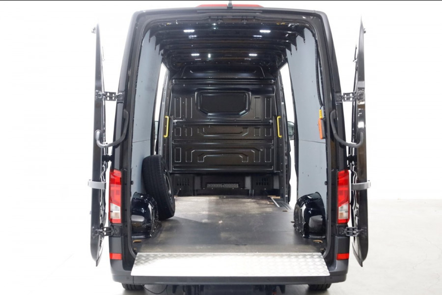 Volkswagen Crafter 35 2.0 TDI 177pk L4H3 (L3H2) Maxi Easy Acces Laadklep 500kg 2x Schuifdeur 04-2021