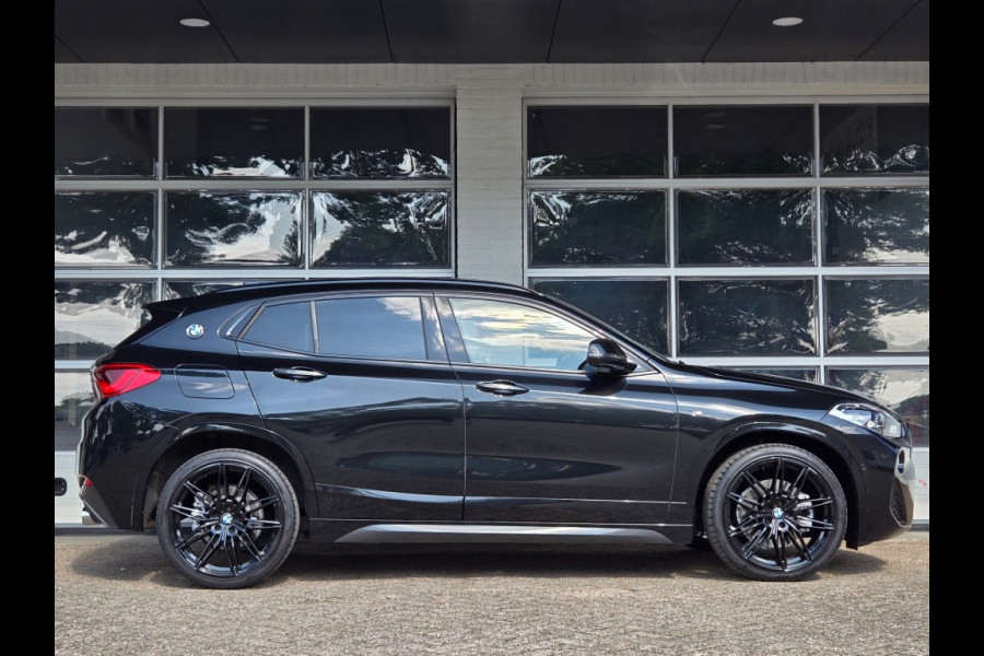 BMW X2 SDRIVE20I M SPORT I KEYLESS I 19 INCH LM I HEAD UP I TREKHAAK I