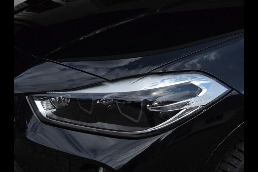 BMW X2 SDRIVE20I M SPORT I KEYLESS I 19 INCH LM I HEAD UP I TREKHAAK I