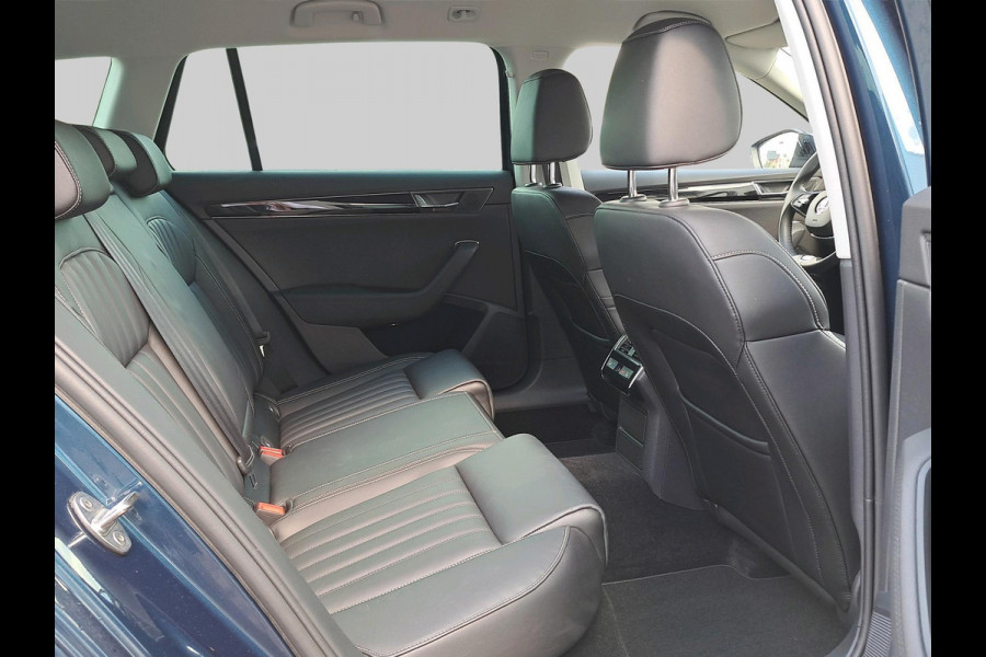 Škoda Superb Combi 1.4 TSI iV PHEV Laurin & Klement (L&K) | leder | memorystoelen | trekhaak