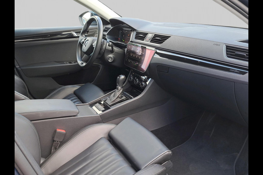 Škoda Superb Combi 1.4 TSI iV PHEV Laurin & Klement (L&K) | leder | memorystoelen | trekhaak