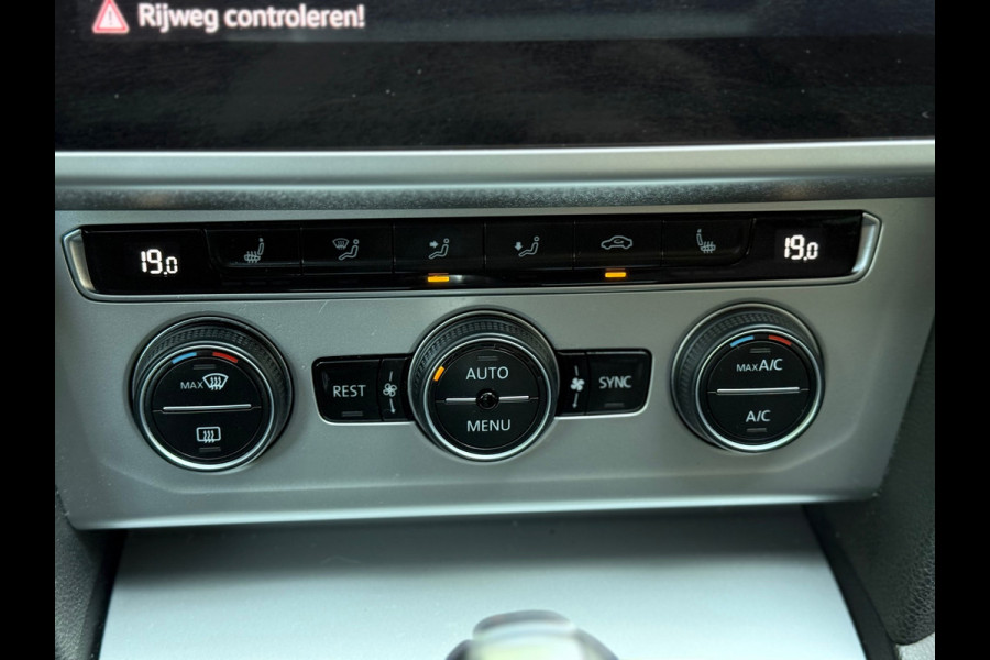 Volkswagen Passat Variant 1.5 TSI Comfortline Business l Pano l Automaat l Navi l ACC l Climate l Zeer goede nette auto l