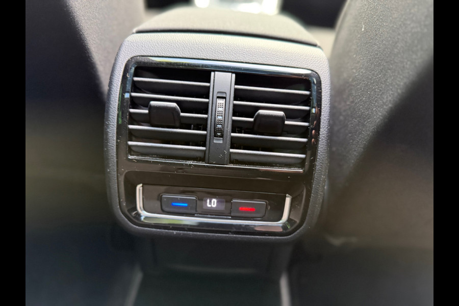 Volkswagen Passat Variant 1.5 TSI Comfortline Business l Pano l Automaat l Navi l ACC l Climate l Zeer goede nette auto l