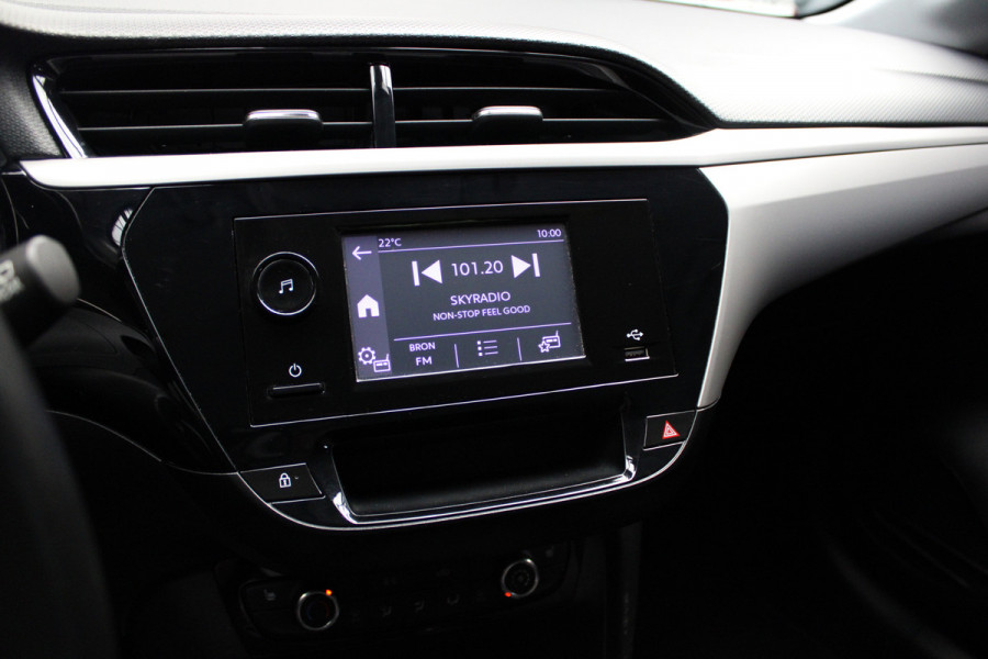 Opel Corsa 1.2 Navi Airco Stoel- & stuur verwarming Carplay PDC Bluetooth Cruise BTW auto