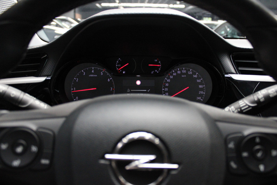 Opel Corsa 1.2 Navi Airco Stoel- & stuur verwarming Carplay PDC Bluetooth Cruise BTW auto