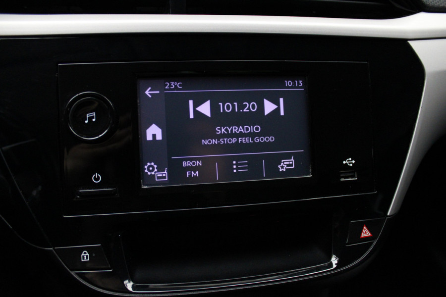 Opel Corsa 1.2 Navi Airco Stoel- & stuur verwarming Carplay PDC Bluetooth Cruise BTW auto